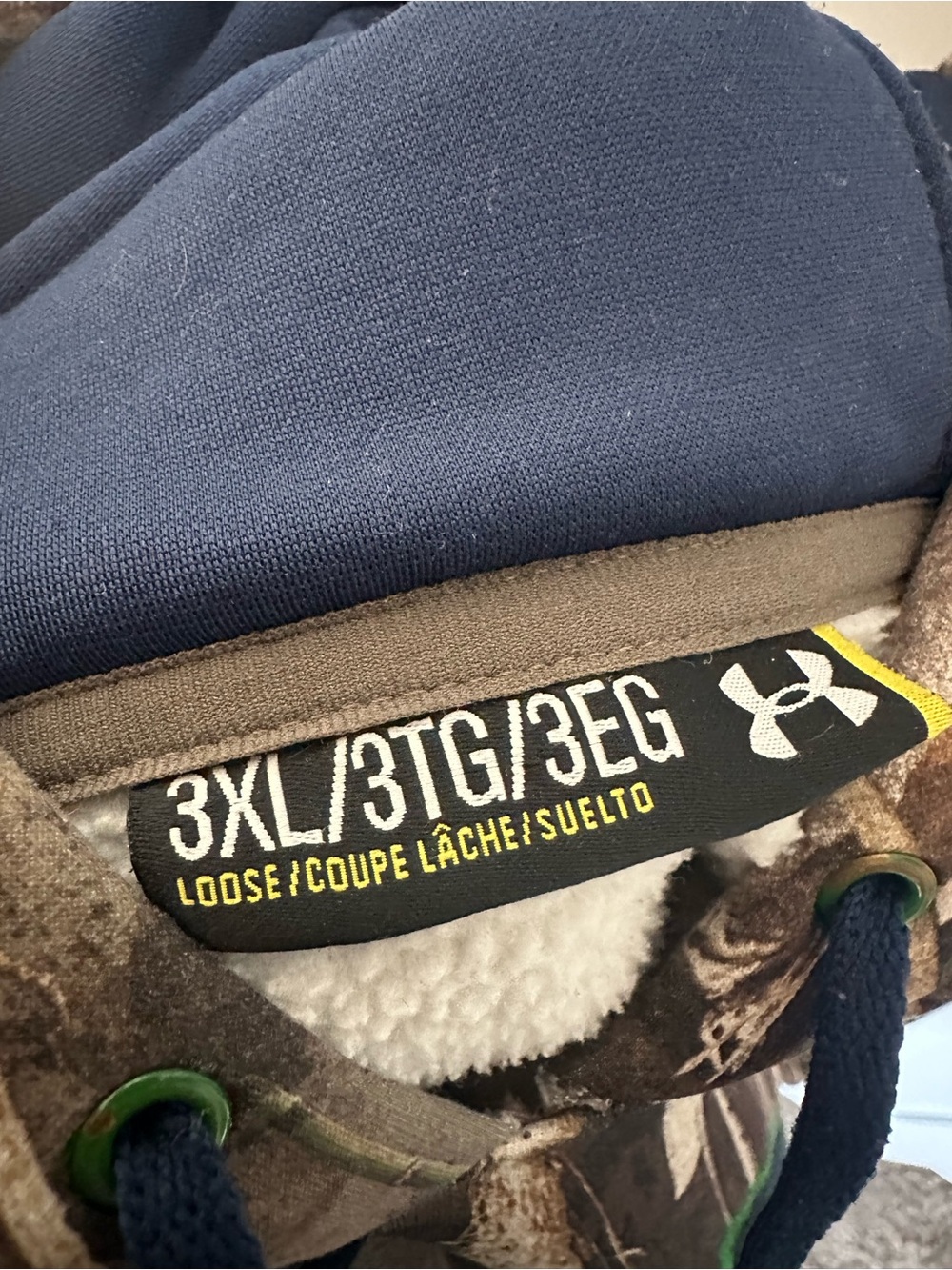 Under Armour Camo Hoodie - Navy with Green Logo - Picture 2 of 3